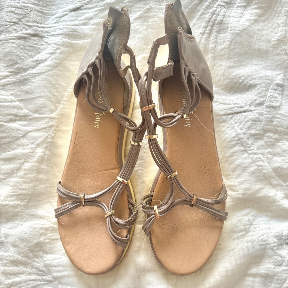Jena fairy wedge sandals